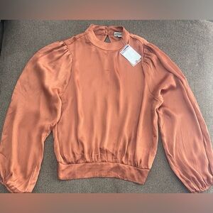 NWT Women’s Pleione Long Balloon Sleeve Blouse Size M ~ Burnt Orange